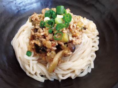 ピリ辛!ジャジャ麺風